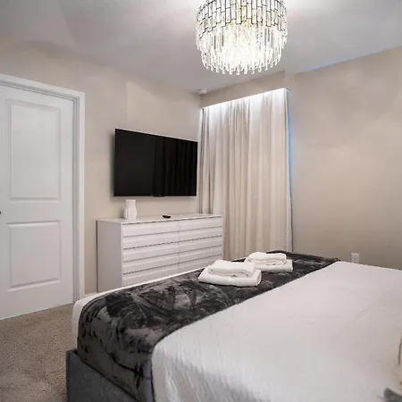 Luxury 9Bdrm At Solara/Pool/Gameroom
